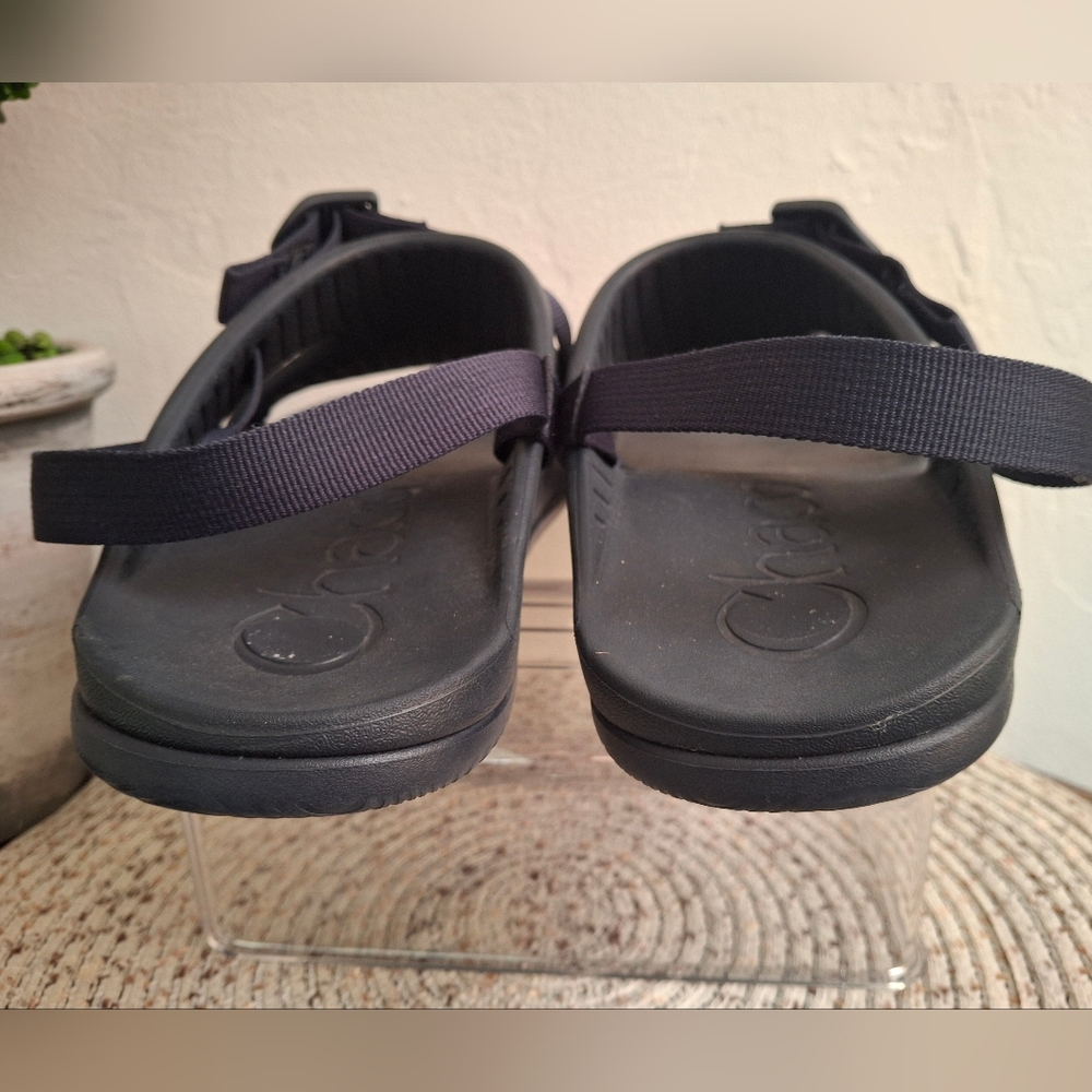 Men's Navy Chaco Sandals Size 11. - Picture 2 of 7
